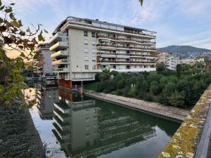 3 bedroom penthouse apartment near cannes