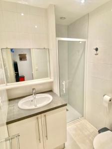 ÎLE D OLÉRON Charmante Maison Oléronaise & Piscine chauffée