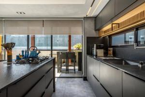 Cobertura alto padrão Praia Brava com piscina privativa