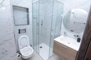 Andalusian Dream I 2 Bedrooms apartment near by the Beach and TGV station