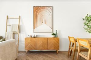 Spacious 2-Bed 2-Bath Moments from Avalon Beach