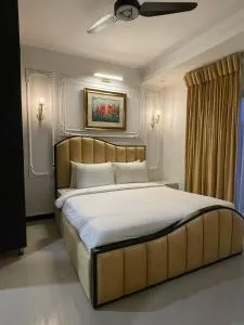 Queen Suite Hotel Apartment - Bahria Town