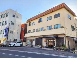 ビジネス旅館吉川 - Omitama