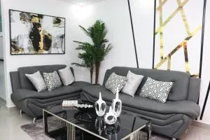 Lux 3BR Oasis With Gazebo & Pool - La Cumbre