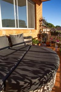 Beachside Oasis - Ocean Views and Walk to Everything