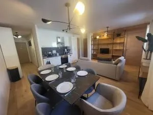 Appartement Montagne 3 pièces avec parking et wifi - FR-1-266-247 - 蒙热内夫尔 Appartement Montagne 3 pièces avec parking et wifi - FR-1-266-247 - 蒙热内夫尔