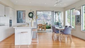 Coolcappa by HolidayCo