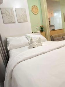 Homely Space at Avida Riala T4 IT Park by Snug Retreat with Pool & Fast WiFi
