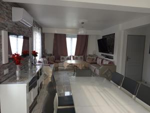 Appartements BELLE MAISON A Menars : photos des chambres
