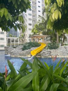 Wind and Sea at Shore 1 Residences