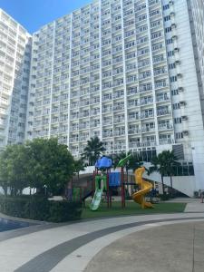 Wind and Sea at Shore 1 Residences