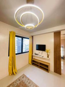 1426 Family Staycation for 8 Pax