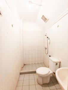 YUTAKA INN Sriwijaya Tegalsari Surabaya