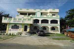 Pertible Beach Resort