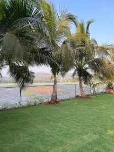 Peaceful lake view guest house in South Goa - Siroda