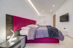 St Julians Apartment