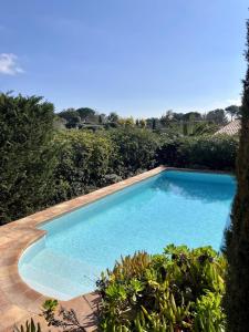 Villa des Cigales vue mer avec piscine/proche plage