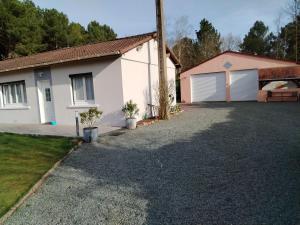 Maisons de vacances Maison proche circuit 24H : photos des chambres