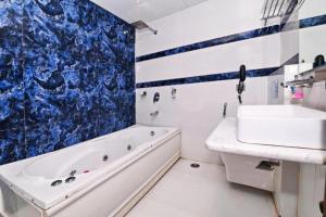 Hotel Nitya Maharani - New Delhi City Centre