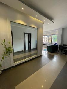 Apartment 1A