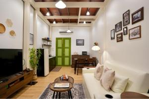 Nivas Wanit 2BR 1SFB Yaowarat MRT EntireHome 80SQM