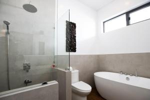 Superb 3-bedrooms pool villa in Rawai, Naiharn villa Moana