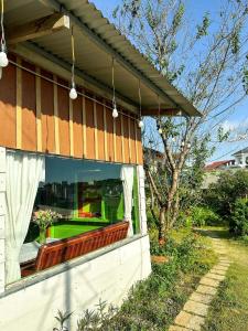 Santolina Homestay - Tây Hồ Hill