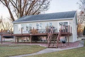 Riverfront Retreat in Wabasha