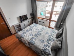 Terrace Pool Deluxe Apartment In Belvedere