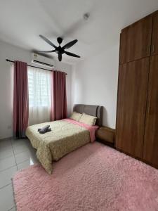 Pink Castle Adelia Bangi Avenue