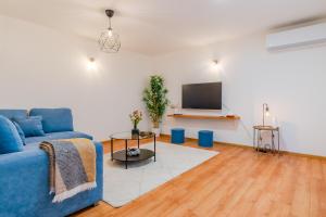 Peaceful Nest In City Center - Happy Rentals