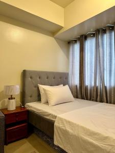 Cozy Studio Unit beside Solaire North