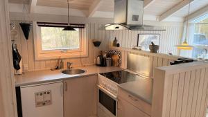 Flot feriehus på Læsø - tæt på strand, natur og Vesterø Havn