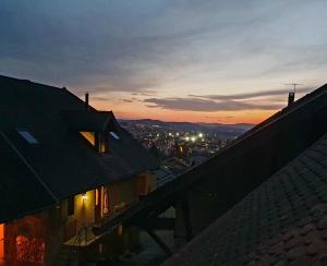 Appartements La Maison Blanche 74 Annecy-le-Vieux : photos des chambres