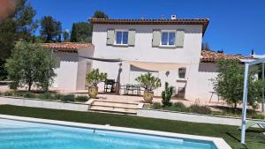 Maisons de vacances Villa pamperigouste - clim et piscine : photos des chambres