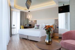 Wyndham Athens Residence