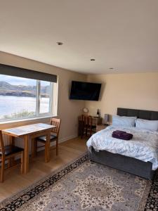 Loch Morar Private Suite