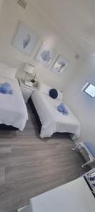 2 x Bedroom Deluxe Hampton Apartment