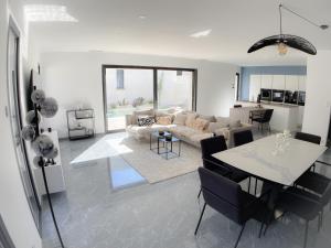 Villa des Mûriers Piscine Proche Montpellier et Plages