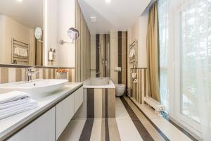 Mini Deluxe Room With a View room in Grand Baltic Dunes