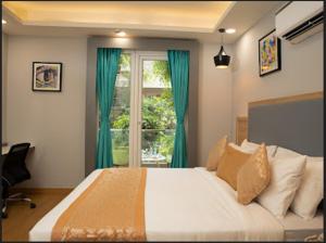 Inde Hotel Golf Course Extension, Gurgaon