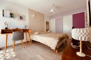 Quiet house with terrace and south-facing garden