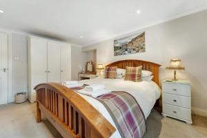 Chapel House at No 8