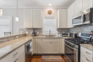 Residence 304S At The Sandcastle Condominiums