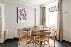2 BR Apartment in Heart of Vesterbro