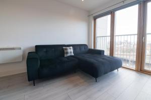 2 BDR Flat By Caledonia Luxe Stays Short Lets & Serviced Accommodation Glasgow