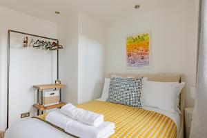 Contemporary 2BD Flat with Balcony Shoreditch