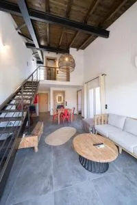 Pecora Nera apartments - 希伊