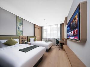 Yiwu Defeng Hotel