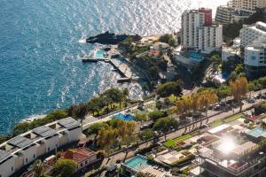 Savoy Monumentalis I by An Island Apart